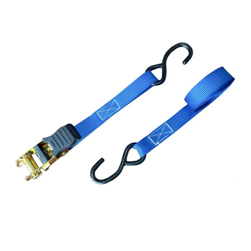 Correa de trinquete con mango para pulgar multicolor de 1'' x 15' con ganchos en forma de S recubiertos de vinilo